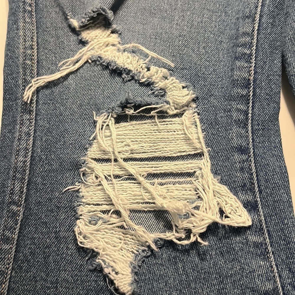 GOOD AMERICAN Distressed Jeans in Medium Wash Size 8/29 - Picture 12 of 16